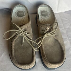 Bass Taupe Suede Casual Loafers